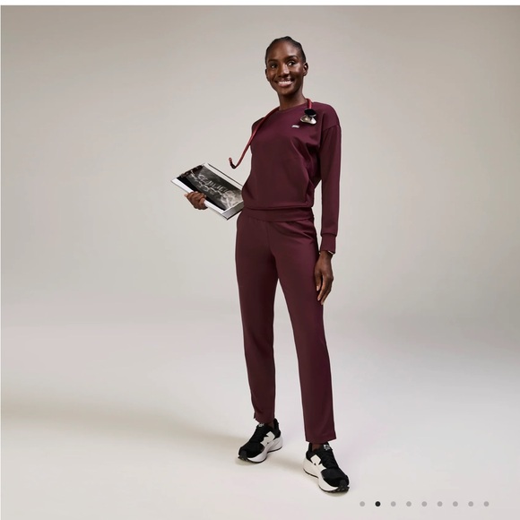 Figs Cornelia FORMx Crewneck Scrub Top - Picture 2 of 12